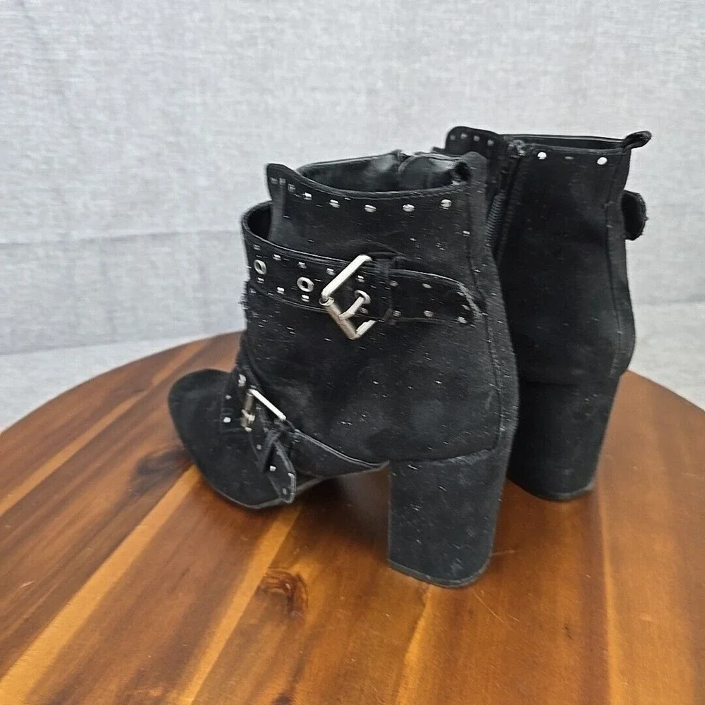 Myra Black Studded Buckle Ankle‎ Boots Womens 10 Block Heel Grommet Booties Edgy